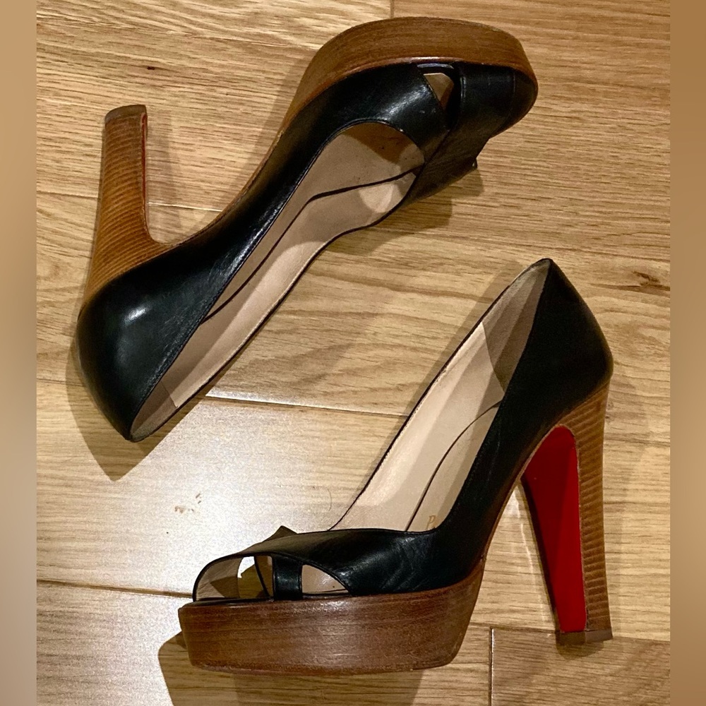 Louboutin peeptoe platform heel - FR 36